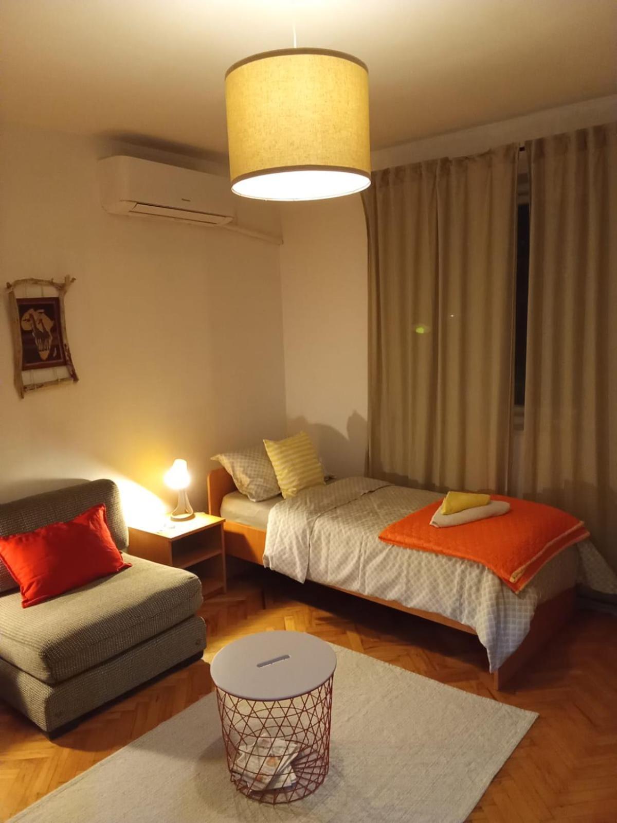 Faris Apartment Donji Milanovac Bagian luar foto