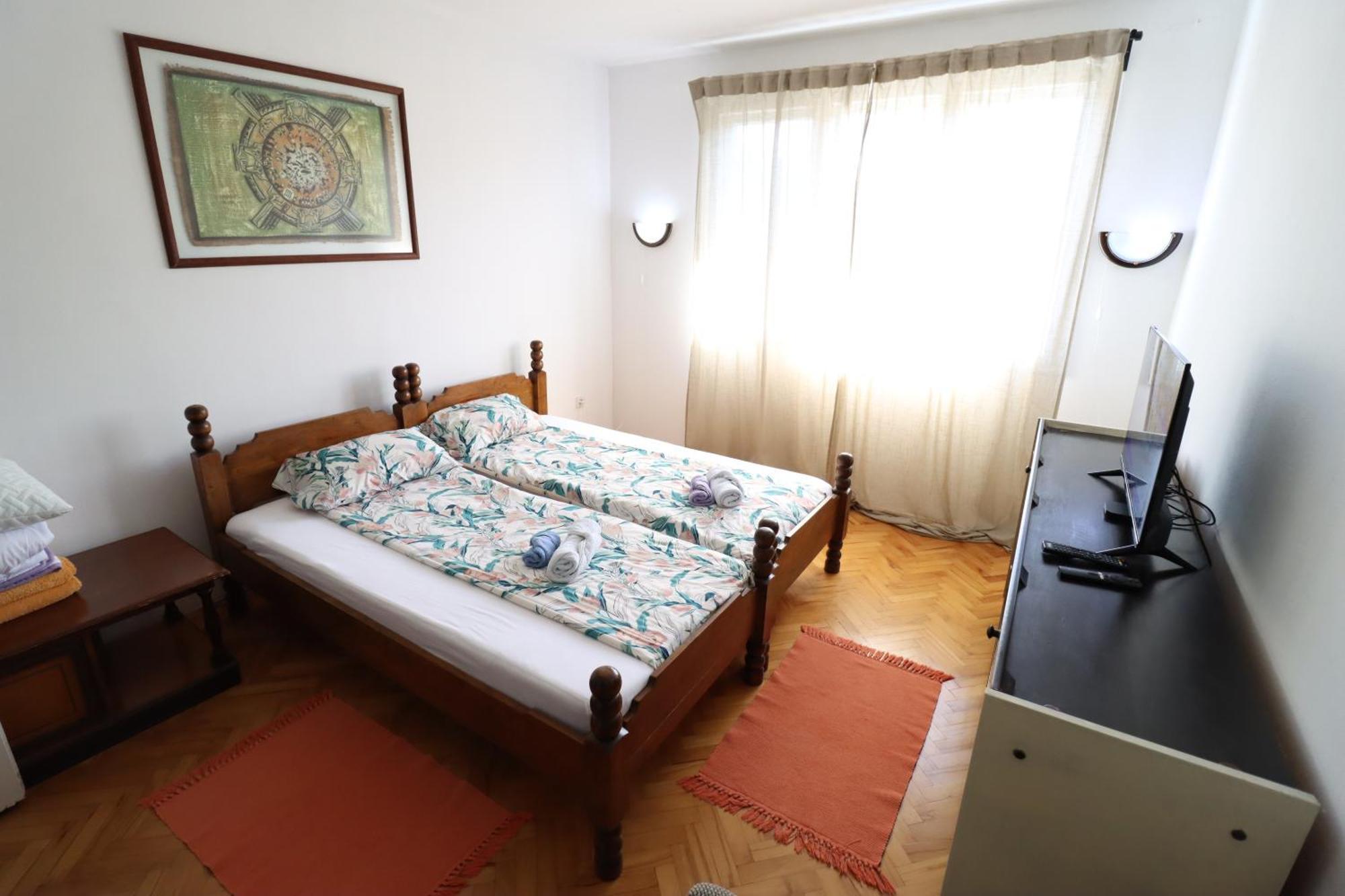 Faris Apartment Donji Milanovac Bagian luar foto