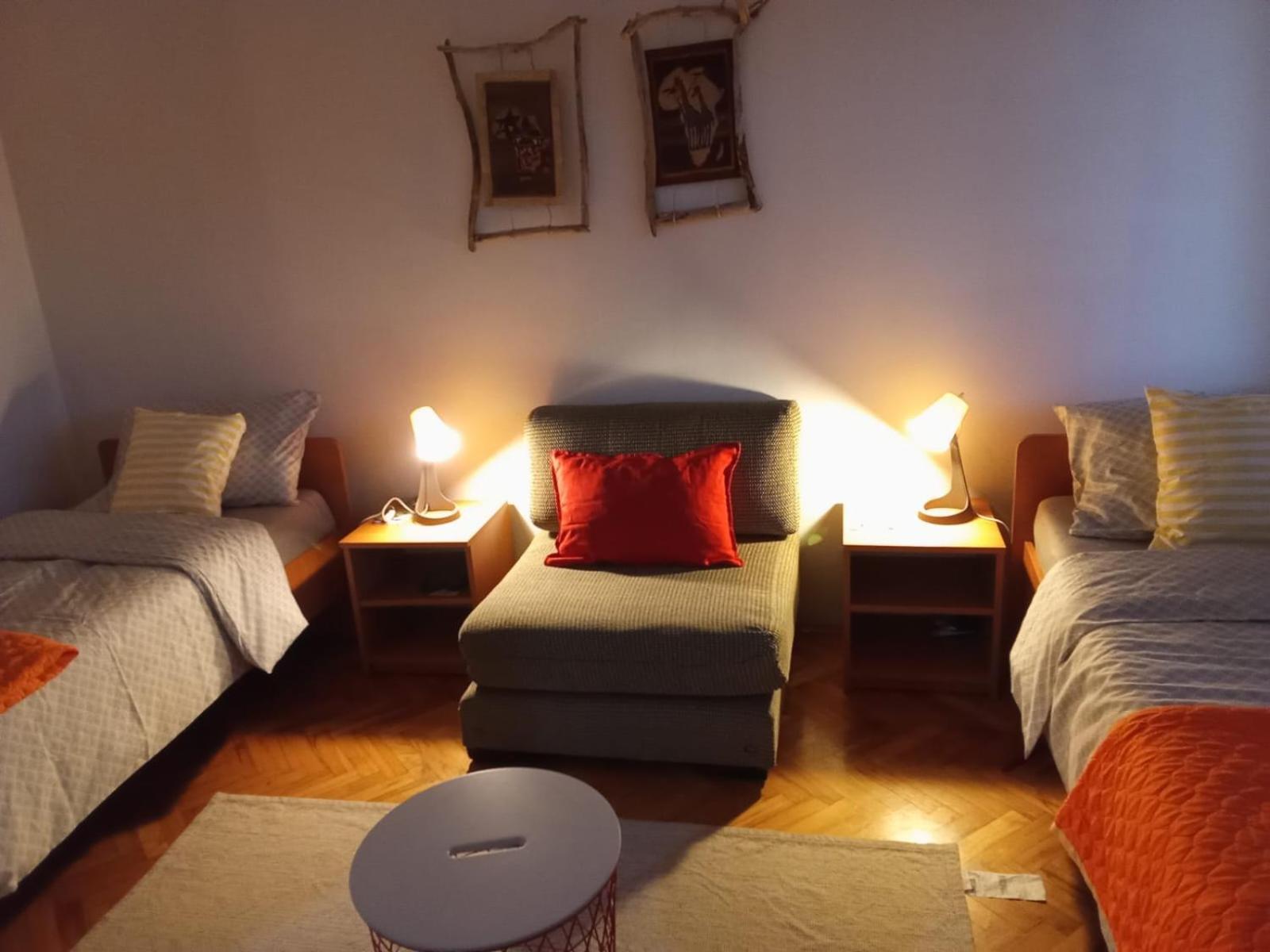 Faris Apartment Donji Milanovac Bagian luar foto