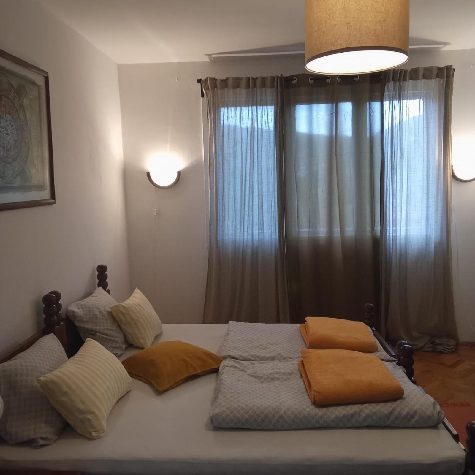Faris Apartment Donji Milanovac Bagian luar foto