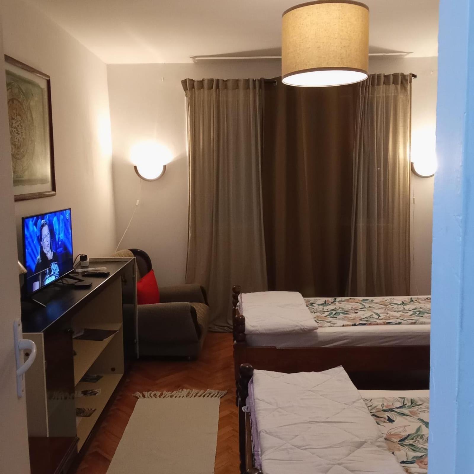 Faris Apartment Donji Milanovac Bagian luar foto